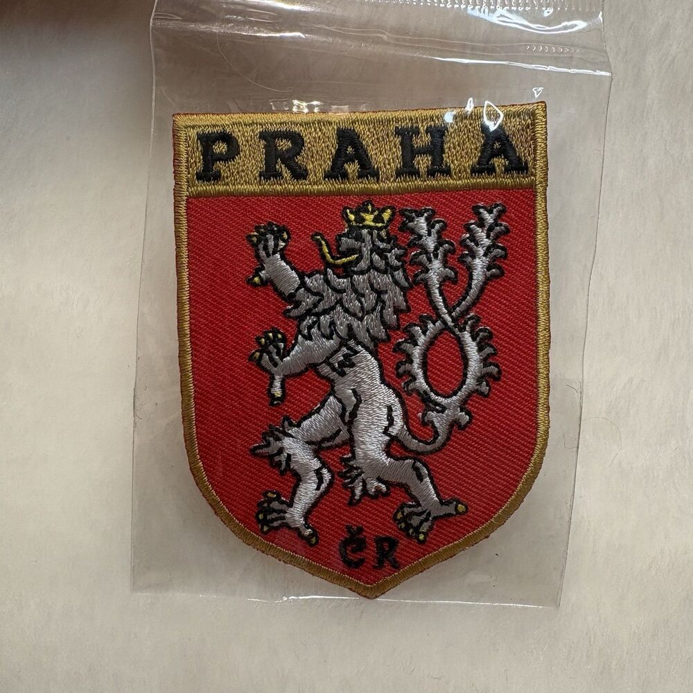 Praha Prague Czech Republic Souvenir Patch Lion Coat Of Arms